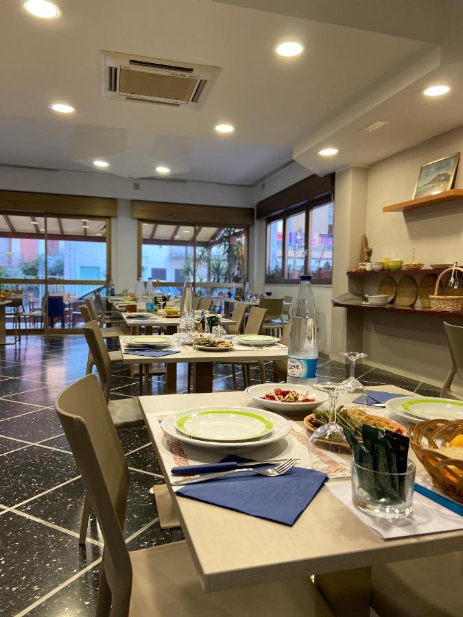 Hotel Domus Mea Cattolica Dış mekan fotoğraf