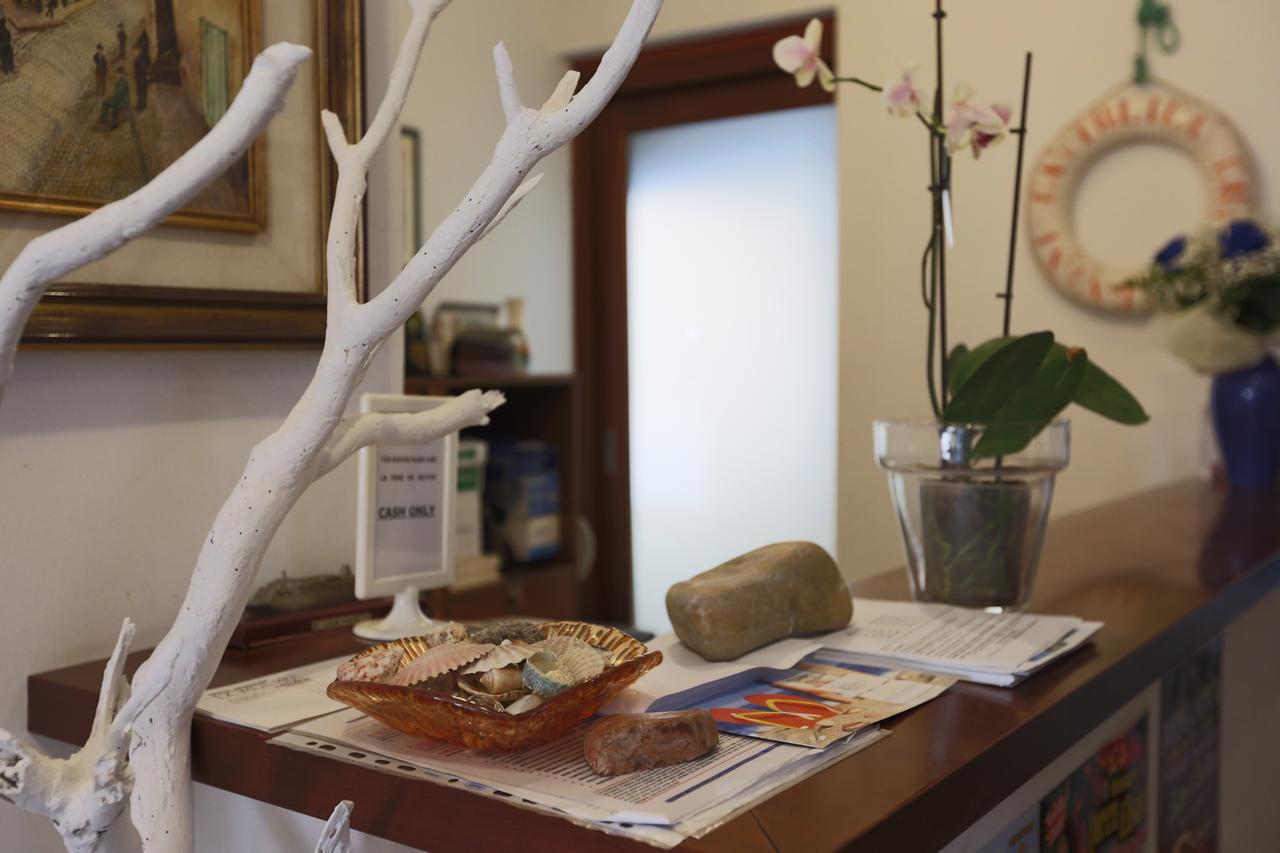Hotel Domus Mea Cattolica Dış mekan fotoğraf